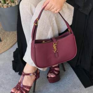 حقيبة سان لوران لو 5à 7 هوبو