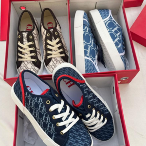 حذاء كارولينا هيريرا قماش